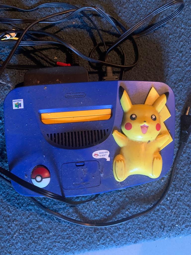 Console Pikachu Nintendo 64, Consoles de jeu & Jeux vidéo, Consoles de jeu | Nintendo 64, Enlèvement ou Envoi, Comme neuf