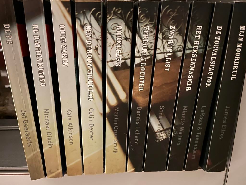 10 delige serie De Standaard, Boeken, Ophalen, Nieuw, België