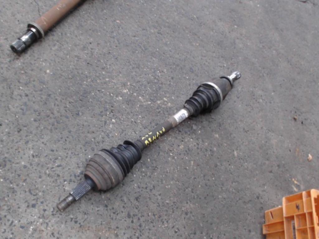 Cardan gauche Renault Clio 3 1.5DCi 63kw 2009-2014 LP/15099, Enlèvement, Utilisé, Renault