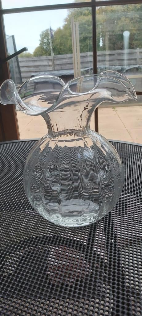 IVV TRANSPARANTE VAAS VAN GEBLAZEN GLAS, Huis en Inrichting, Woonaccessoires | Vazen, Zo goed als nieuw, Wit, Minder dan 50 cm