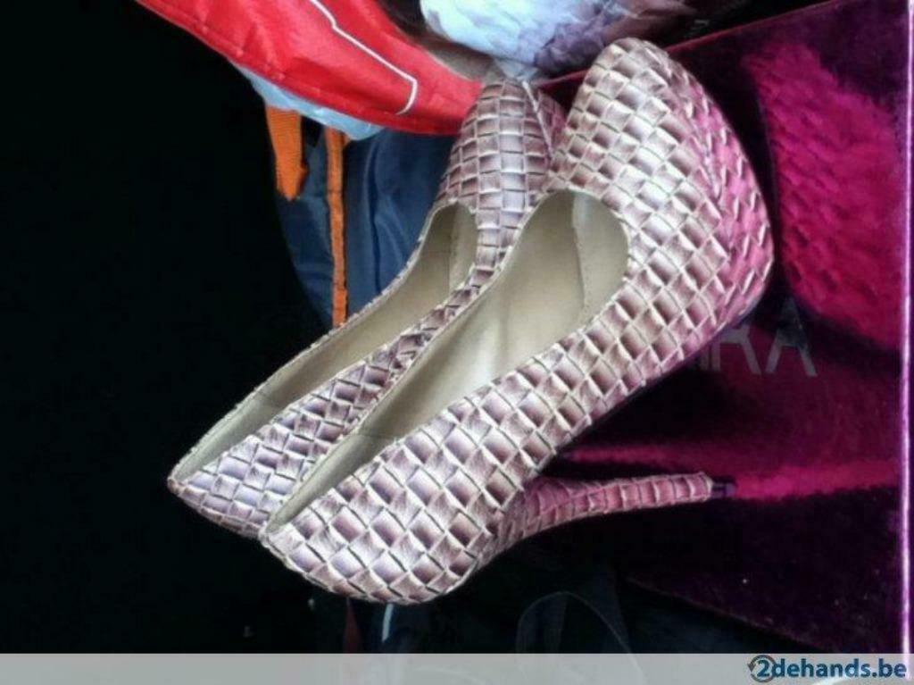 bruin beige pumps in geschubt leder, Ophalen, Pumps, Beige, Nieuw