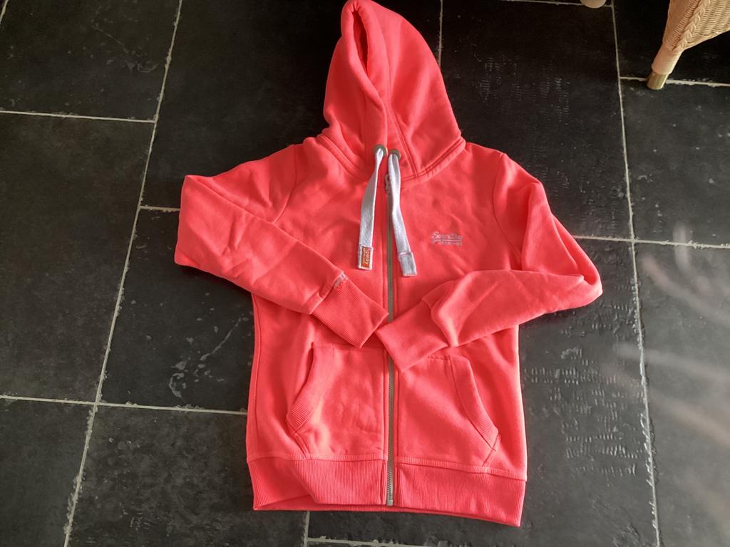 Sweat à capuche Superdry taille S Nouveau, Envoi