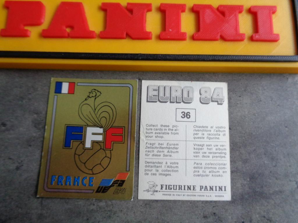 PANINI AUTOCOLLANT DE FOOTBALL EURO 84 CE EMBLÈME N 36 BADG, Enlèvement ou Envoi, Autocollant