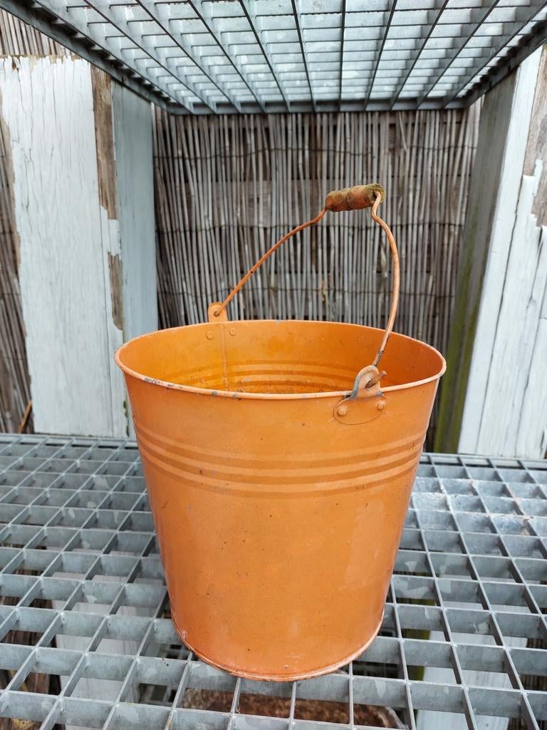 Oranje emmer voor planten, Tuin en Terras, Ophalen, Gebruikt