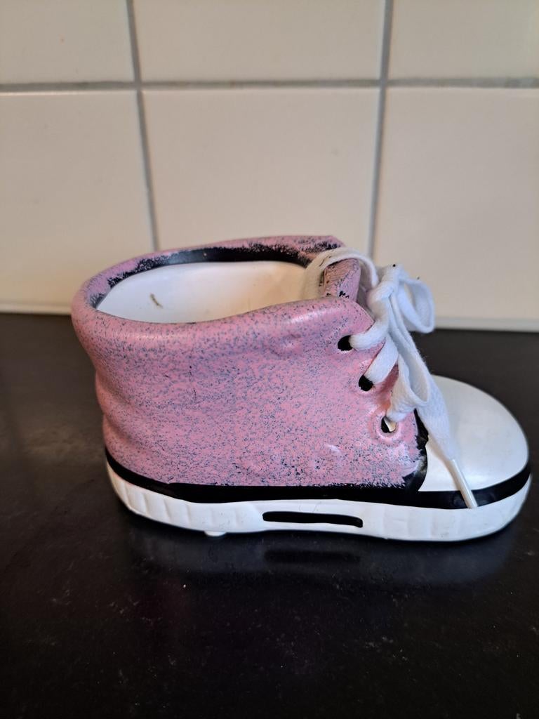 Belle chaussure pour enfants en pierre pour pot de fleurs, p, Maison & Meubles, Maison & Meubles | Autre, Comme neuf, Enlèvement ou Envoi