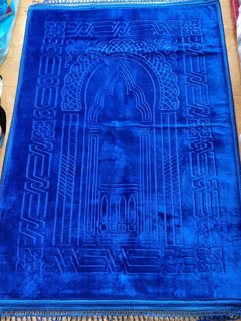 Tapis de prière neuf, Enlèvement ou Envoi