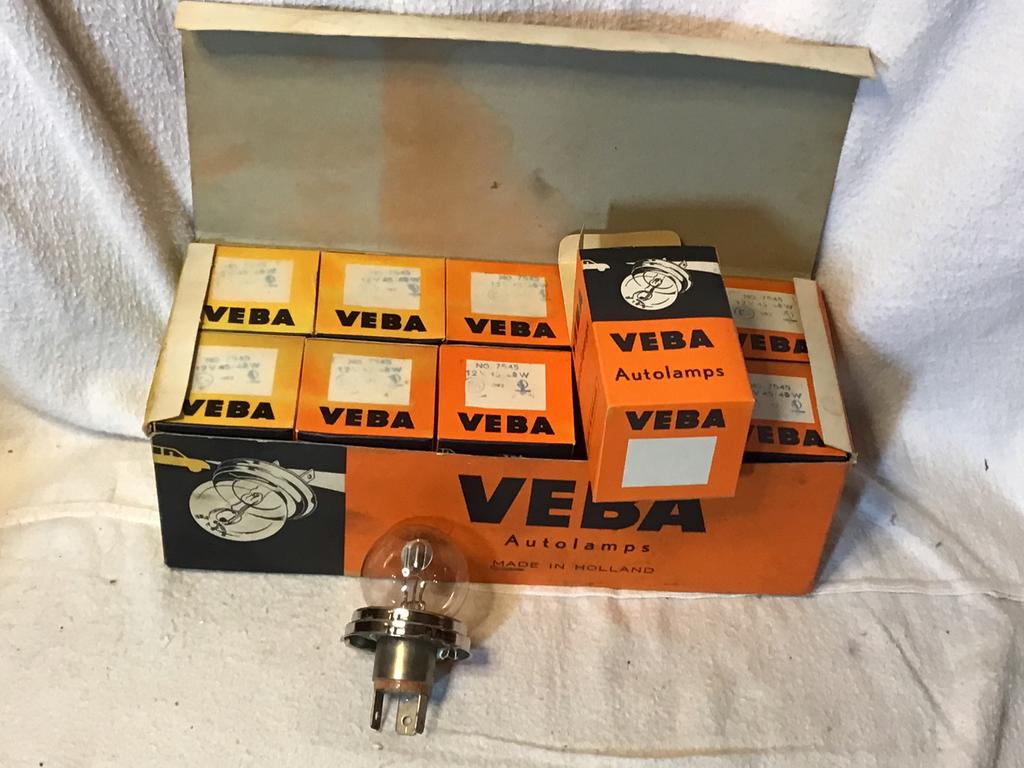 Ampoule auto 12 V  45/40 W   E4