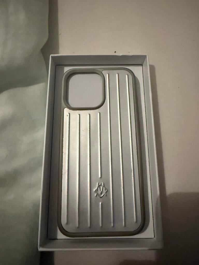 Rimowa case iphone 16 pro max, Telecommunicatie, Mobiele telefoons | Apple iPhone, Ophalen of Verzenden, IPhone 16