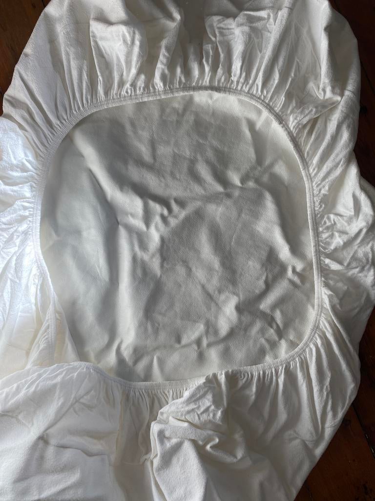 Protège-matelas imperméable pour lit de bébé, Enlèvement ou Envoi, Comme neuf