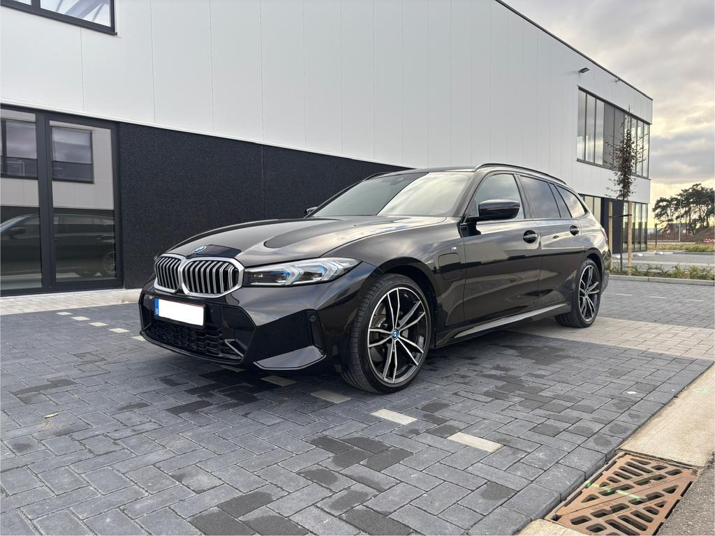 BMW 320e - M-pack - PANO - HUD - LASER - garantie 05/27, Auto's, Automaat, Zwart, Zwart, Break