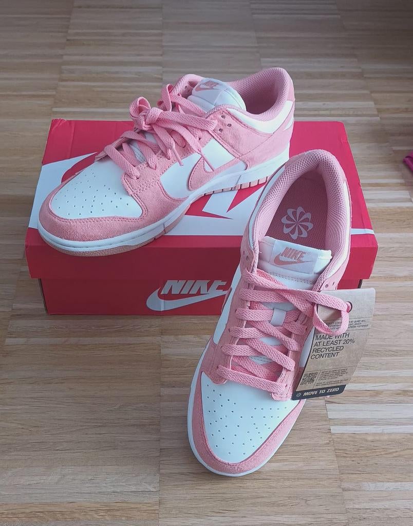 Nike DUNK LOW P.42/Abrikoos Agathe Wit, Ophalen of Verzenden, Nieuw