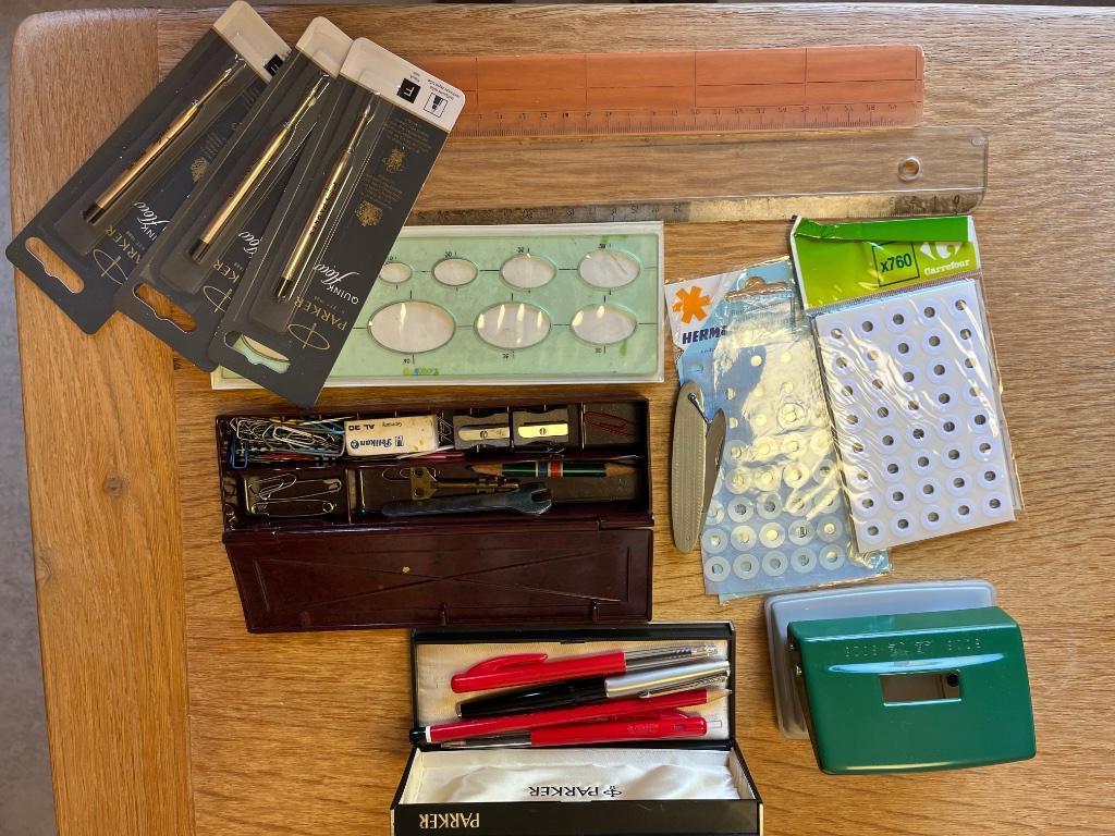 Lot bureau artikels | voor school, Verzenden