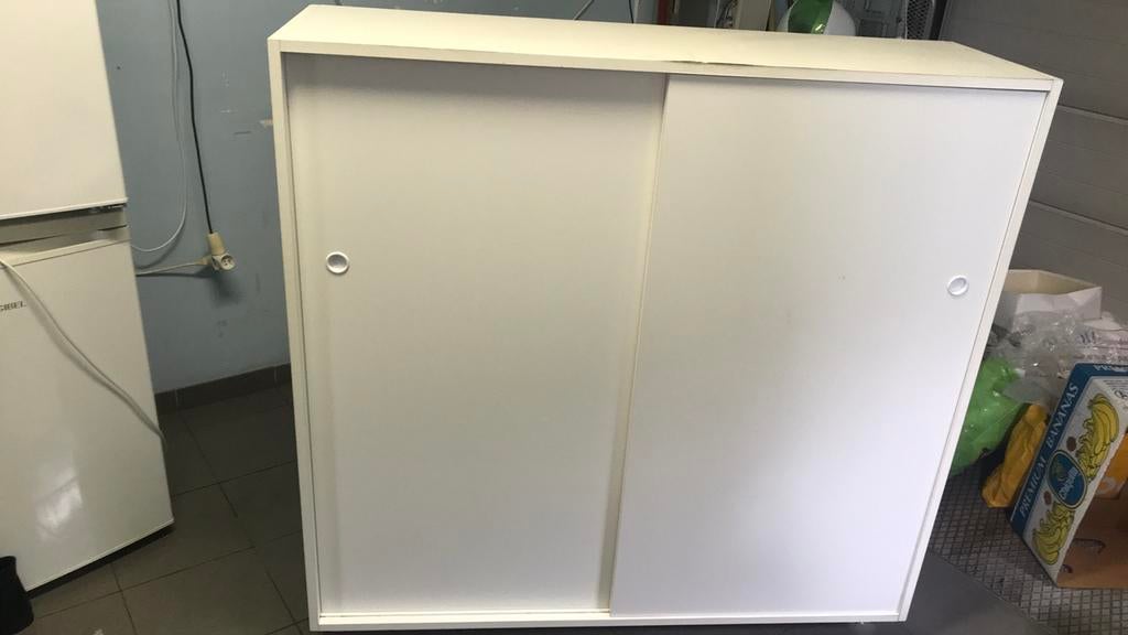 Handige kast met schuifdeuren, Ophalen of Verzenden