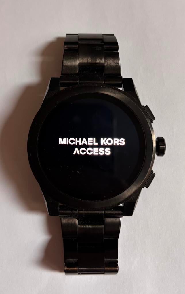 Michael Kors smartwatch, Handtassen en Accessoires, Smartwatches, Ophalen of Verzenden, Zo goed als nieuw, Zwart, IOS