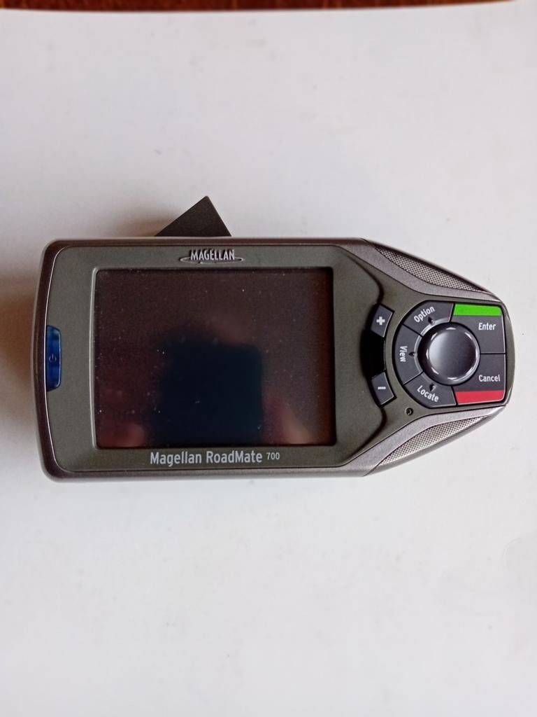 GPS Magellan RoadMate, Enlèvement