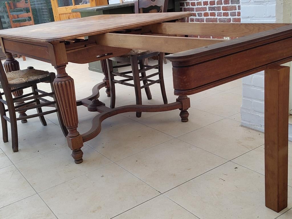 Uitschuifbare eikehouten tafel, Antiek en Kunst, Antiek | Meubels | Tafels, Ophalen