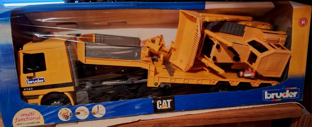 Bruder vrachtwagen cat, Ophalen, Nieuw