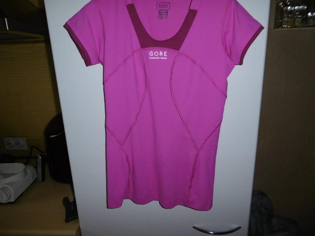 marque de vêtements de loisirs pour femmes Gore Running Wear, Enlèvement ou Envoi, Comme neuf, Taille 36 (S), Violet