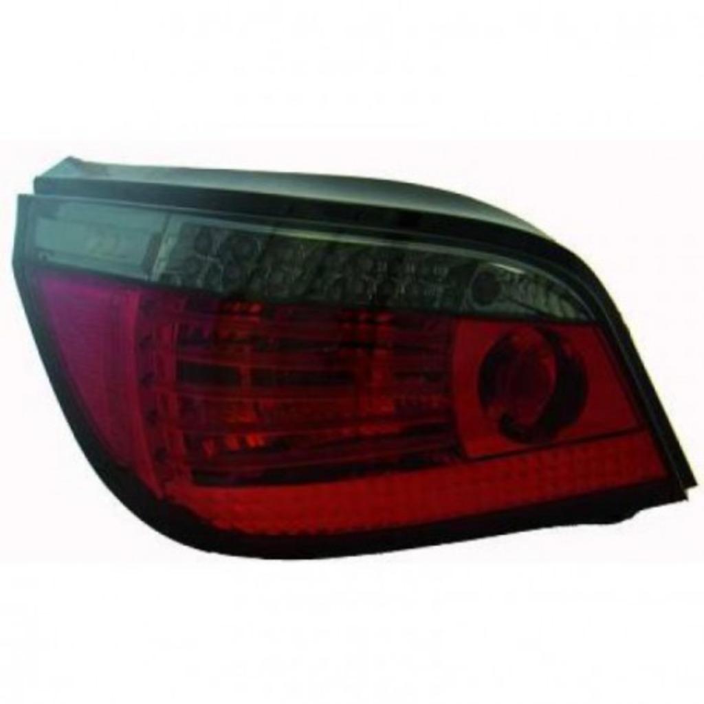 FEUX ARRIERES LOOK FACELIFT BMW SÉRIE 5 E60 BERLINE (03-07), Auto diversen, Tuning en Styling, Ophalen
