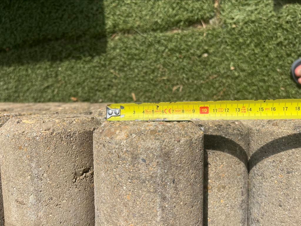 Betonnen palissades, Tuin en Terras, Ophalen, Zo goed als nieuw, Beton