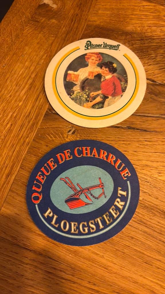 2 verschillende bierviltjes, Enlèvement ou Envoi, Comme neuf