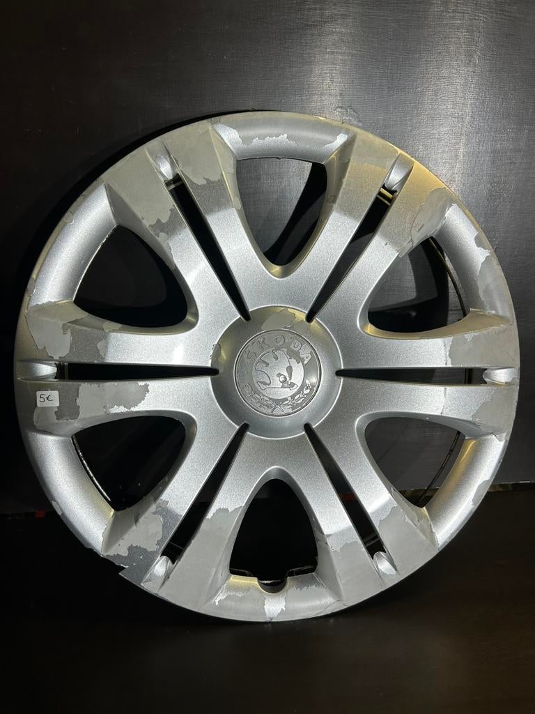 1 enjoliveur Skoda Fabia octavia roomster scala 15", Enlèvement ou Envoi, Utilisé