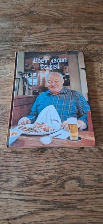 Bier aan tafel, Boeken, Kookboeken, Zo goed als nieuw, Ophalen of Verzenden
