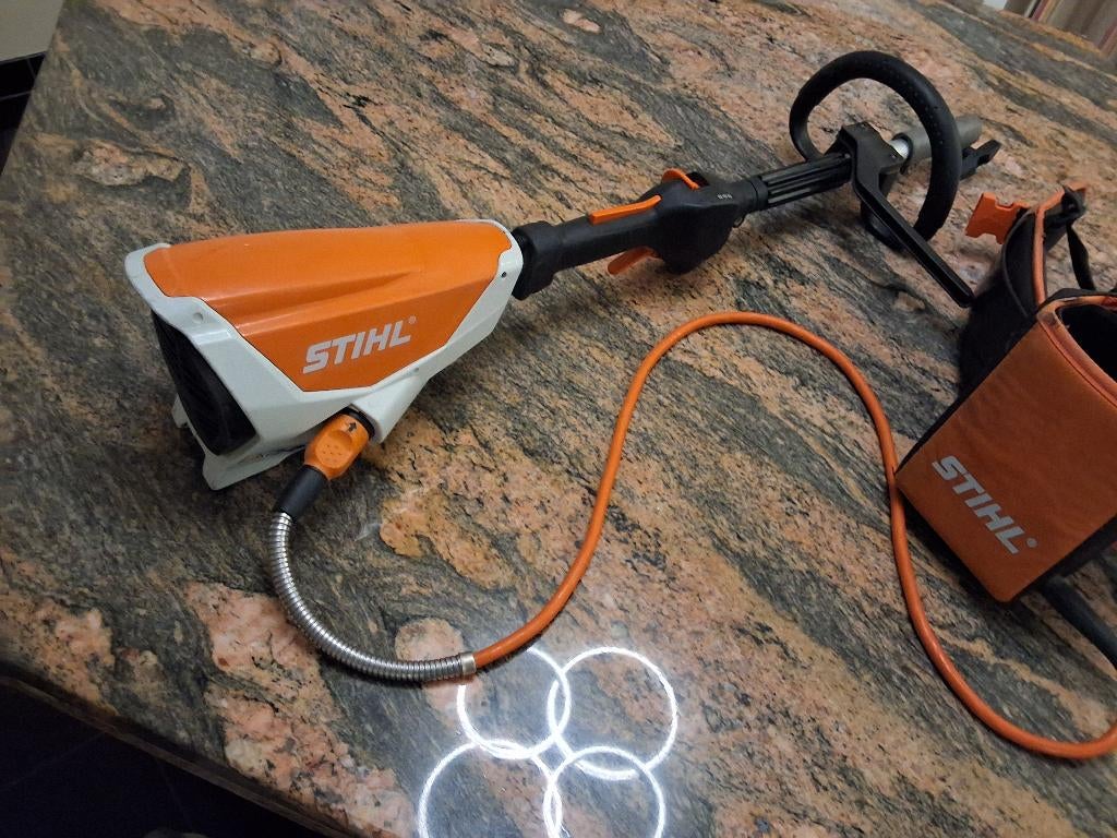 Combi stihl, Ophalen, Zo goed als nieuw, Accu, Stihl