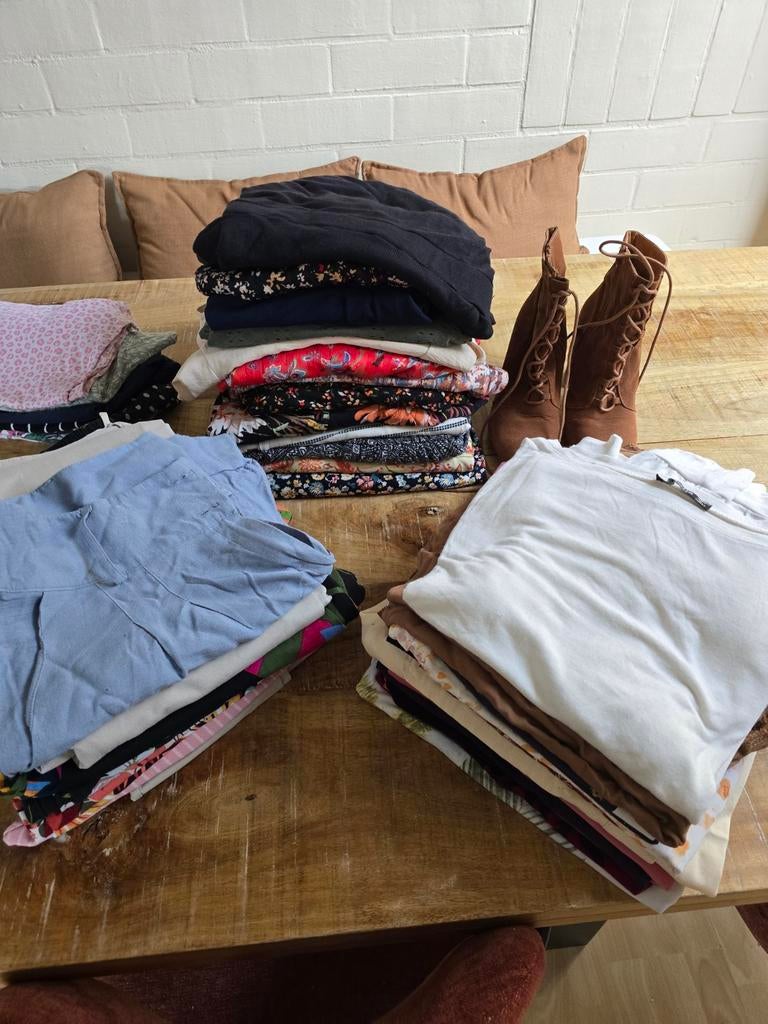 Dames kledij M/L 3 zakken 10 euro weg=weg❗️, Kleding | Dames, Ophalen