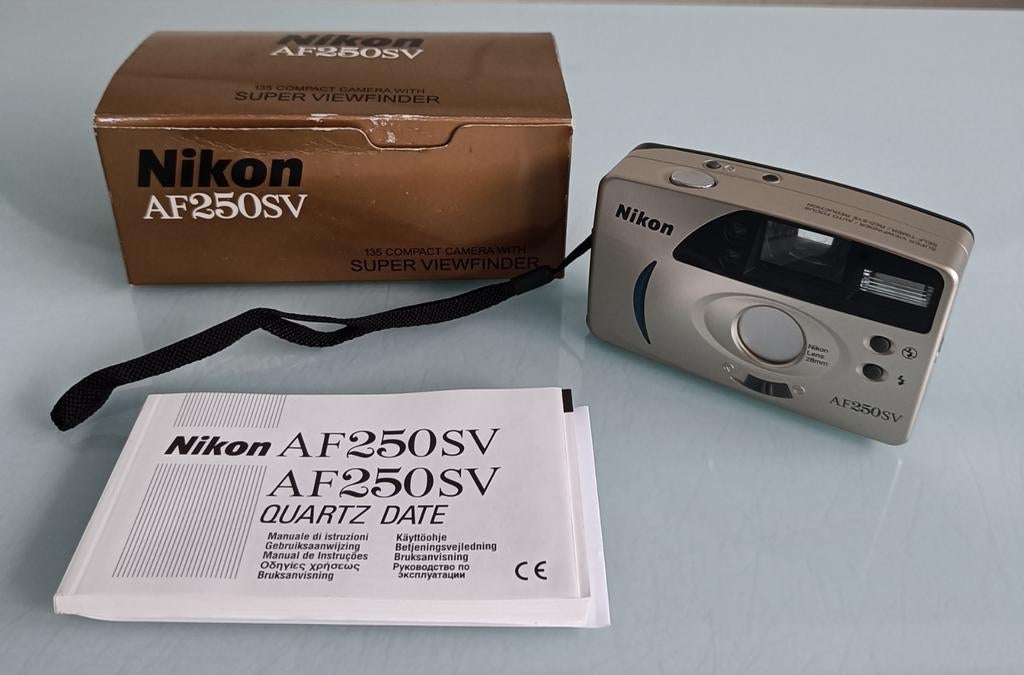 Nikon AF 250 SV compact camera., Audio, Tv en Foto, Ophalen of Verzenden, Gebruikt, Compact, Nikon