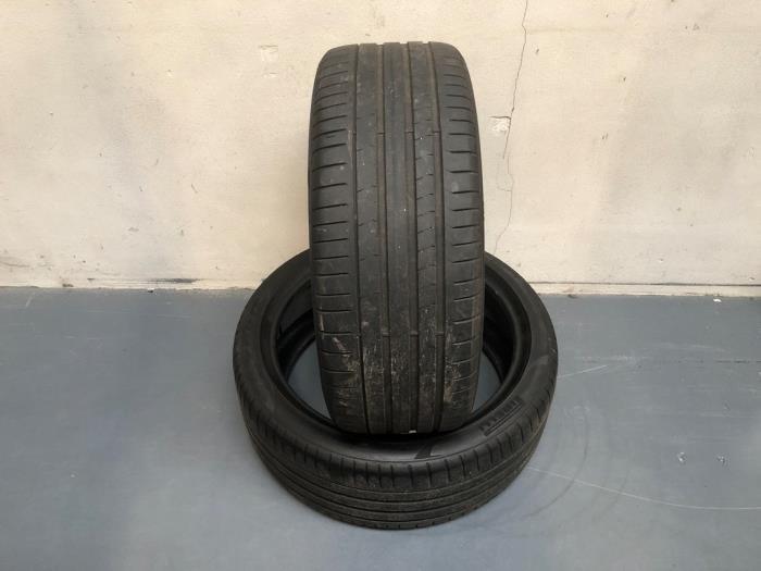 Kit pneumatiques d'un Audi Q5, Autos : Pièces & Accessoires, Pneus & Jantes, Véhicule de tourisme, -, 3 mois de garantie, Utilisé