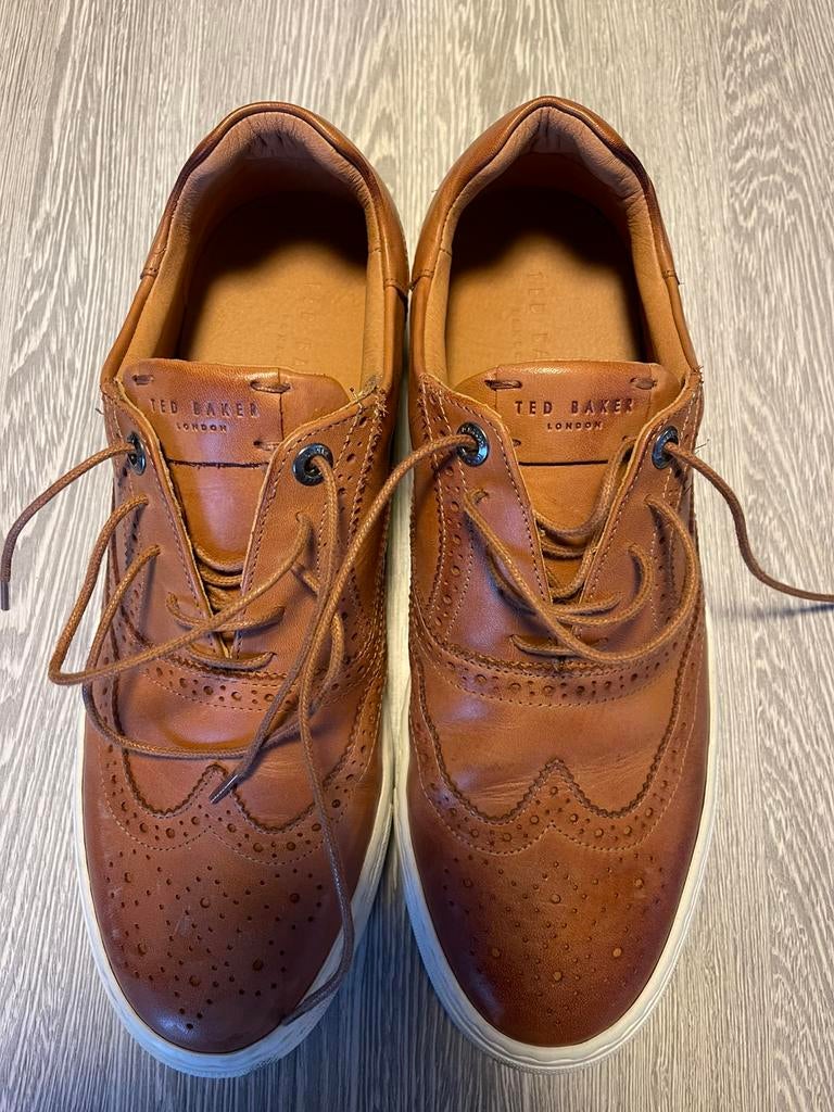 Leren Brogues - Camel Ted Baker maat 42, Kleding | Heren, Schoenen, Ophalen, Bruin, Zo goed als nieuw, Sneakers