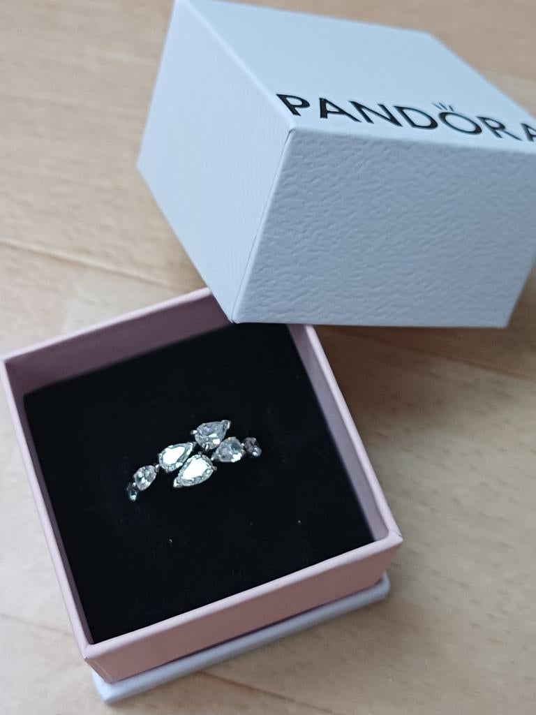 Nieuwe Pandora ring maat 52, Handtassen en Accessoires, Ringen, Ophalen of Verzenden, Nieuw
