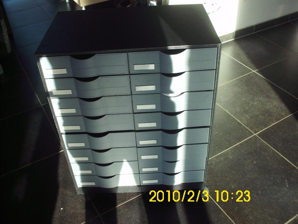 Armoire de rangement pour bureaux, Enlèvement, Comme neuf, En plastique  trés solide
