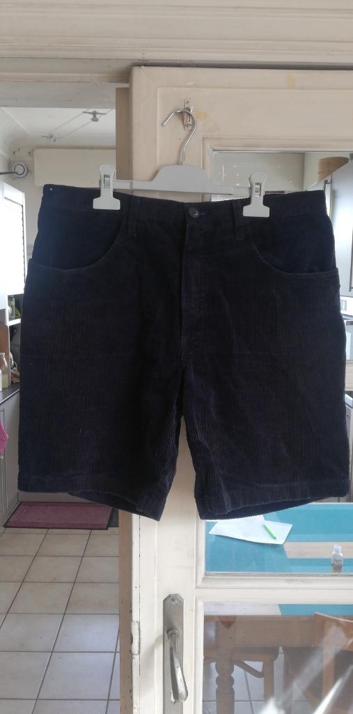 Short scout velours bleu marine t 46, Enlèvement, Utilisé, Vêtements
