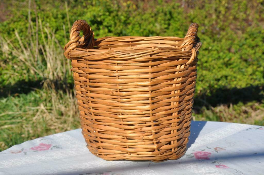 §  panier en rotin avec 2 poignées, Maison & Meubles, Accessoires pour la Maison | Plataux & Paniers, Enlèvement ou Envoi, Osier