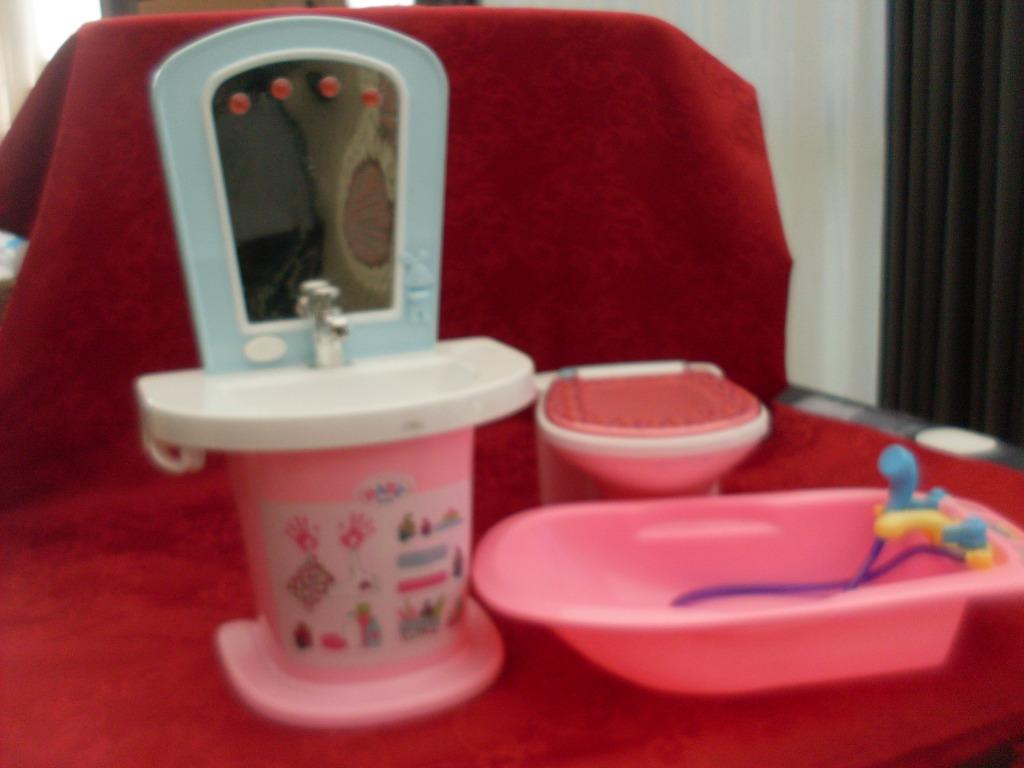 Baby Born - WC-lavabo-badje, Enfants & Bébés, Enlèvement ou Envoi, Comme neuf, Baby Pop