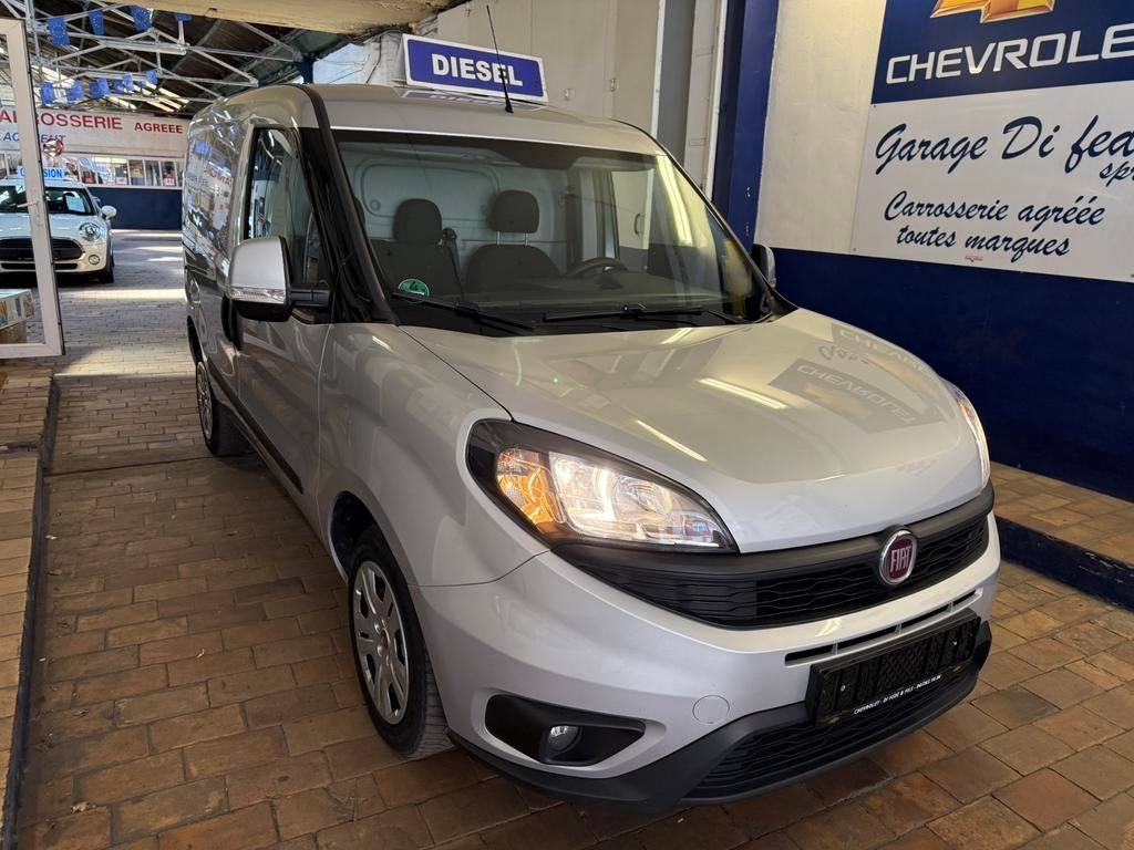 Fiat Doblo 1.6 diesel 105 pk 2019 airco GPS 150.000 km, Auto's, Fiat, Bedrijf, Te koop, Doblo, ABS, Achteruitrijcamera, Adaptive Cruise Control