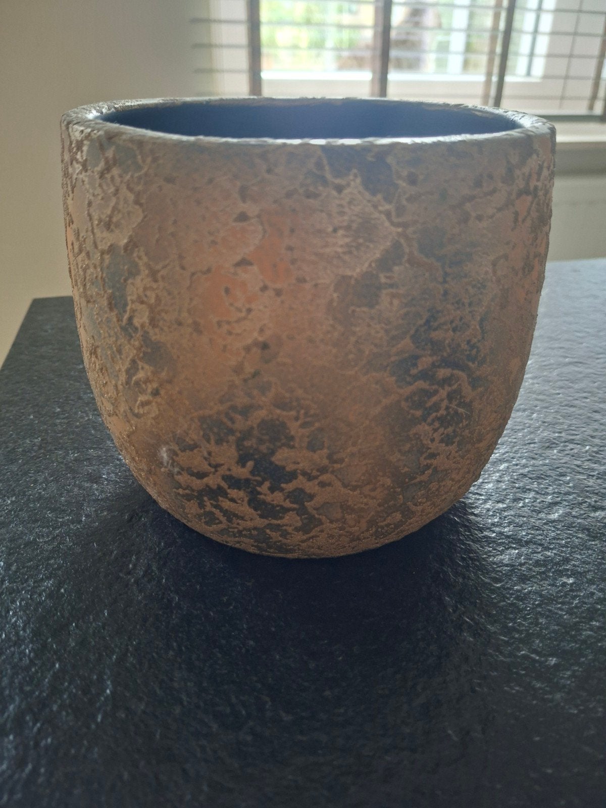 Bloempot goudkleur, Ophalen