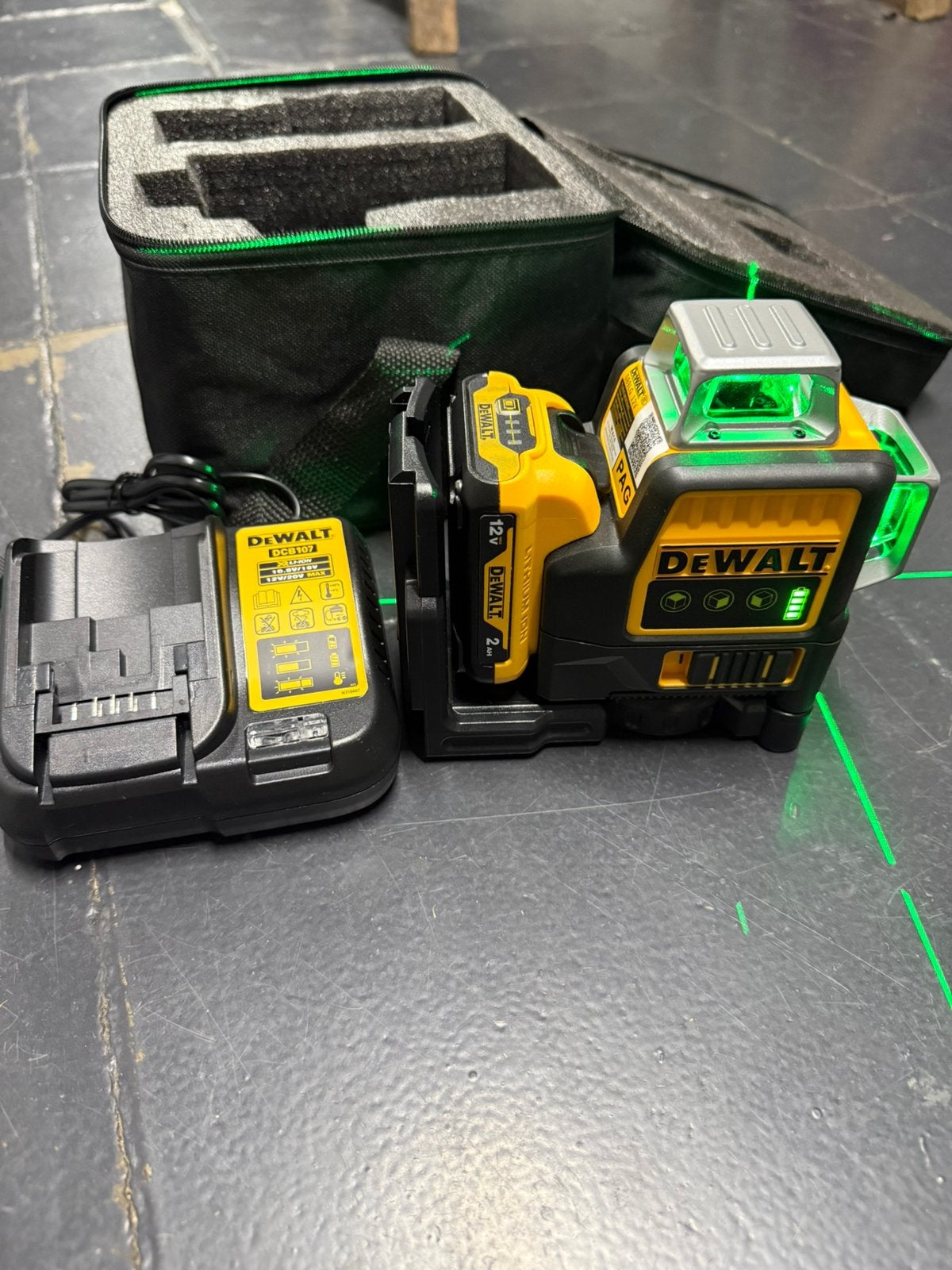 Laser, Bricolage & Construction, Instruments de mesure, Enlèvement, Comme neuf