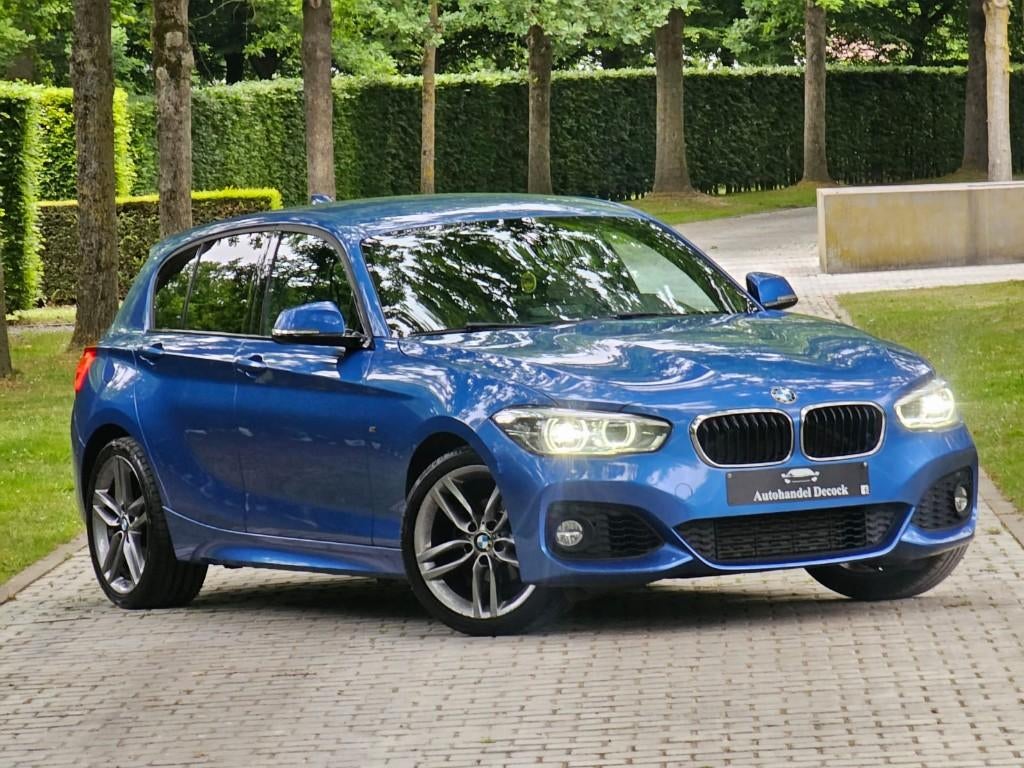 Bmw 11i ia 1serie M pack | AUTOMAAT | 18INCH BREEDSET, Auto's, BMW, 1 Reeks, Blauw, Alcantara, Bedrijf