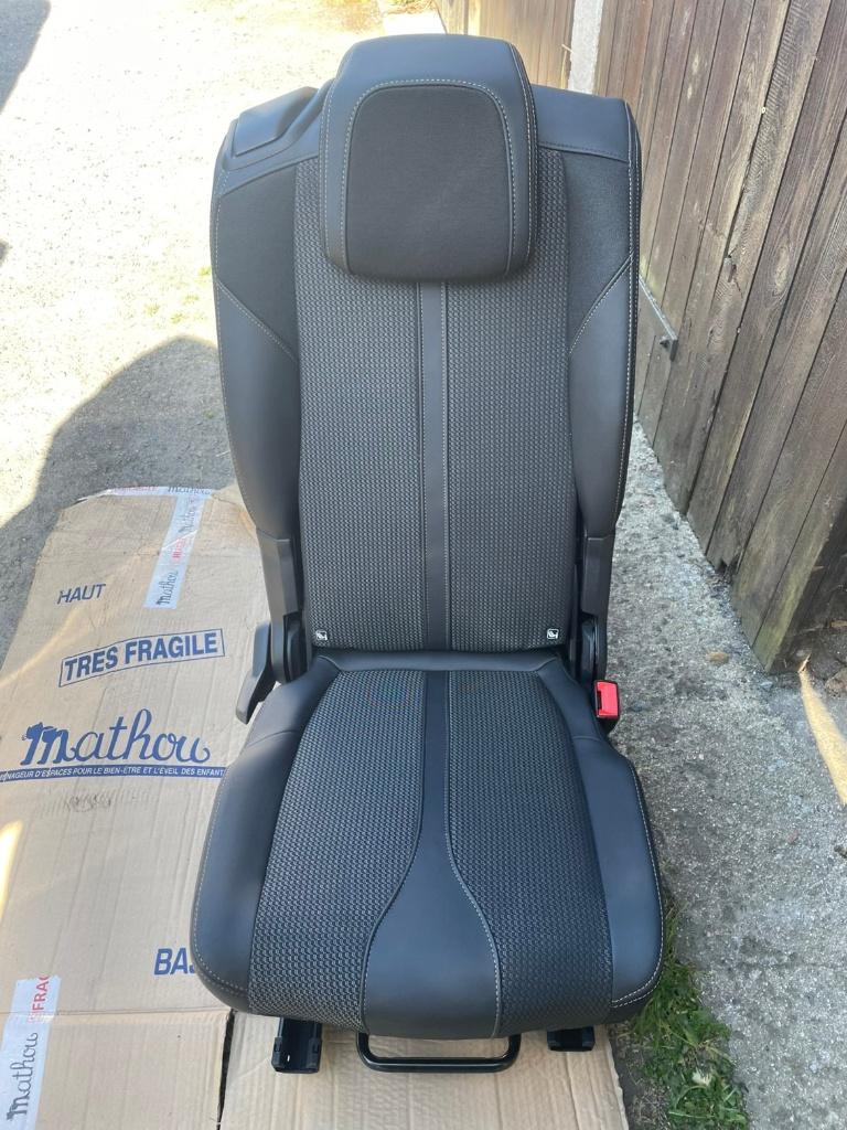 3 sièges semi cuir 2 eme rangee peugeot 5008, Cuir, Achat, Particulier