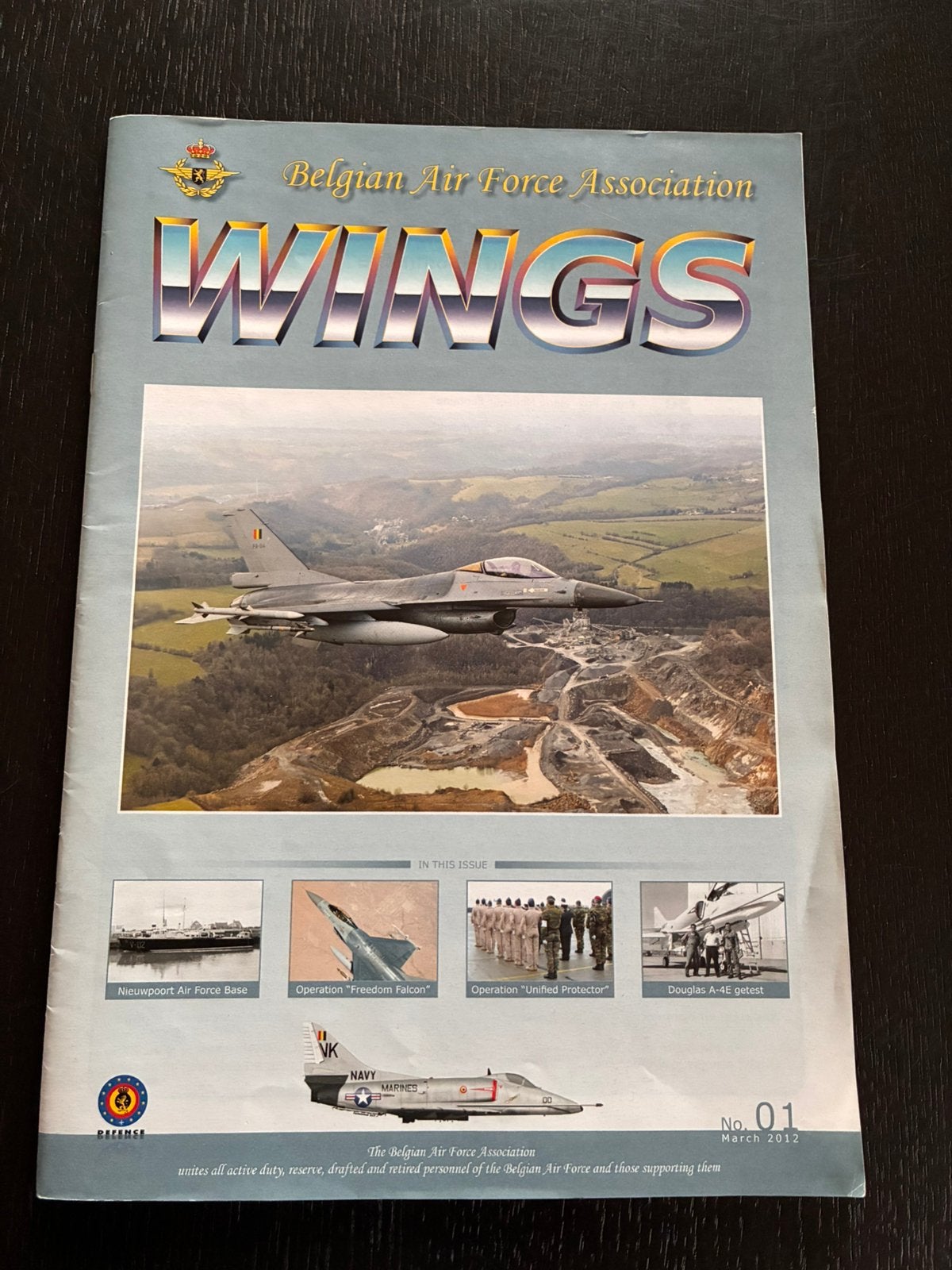 Belgische Luchtmacht Magazine Wings nr1, Verzamelen, Luchtvaart en Vliegtuigspotten, Ophalen, Zo goed als nieuw