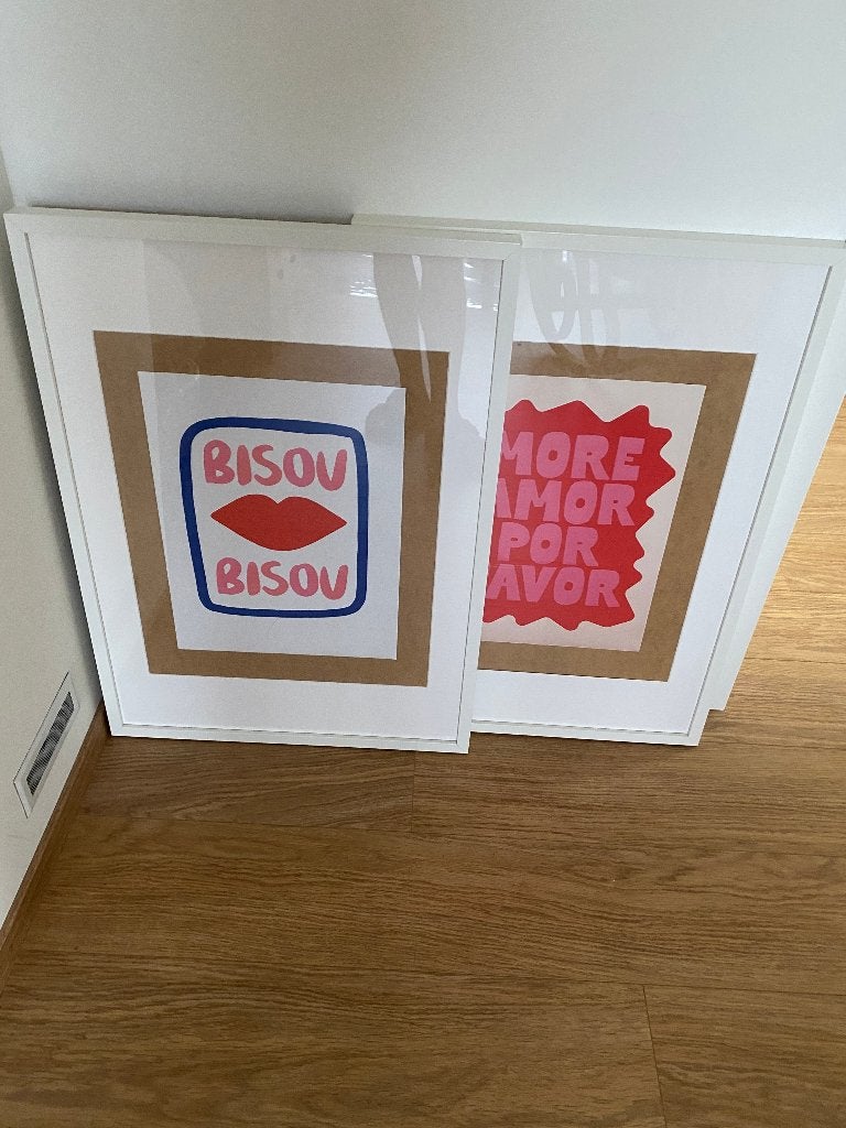 Lot de 2 affiches encadrées colorées, Enlèvement, Comme neuf, Avec passe-partout