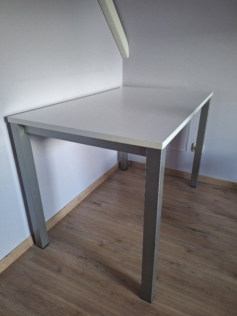 Witte keukentafel 110x70cm, 100 à 150 cm, Quatre personnes, Enlèvement, Utilisé