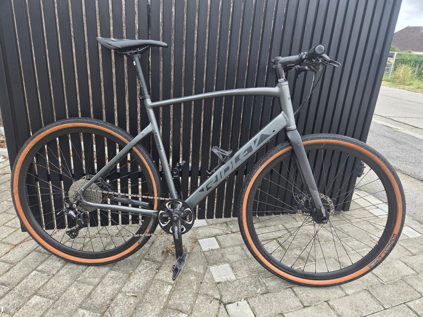 Vélo urbain/ city / vélotaf Ridley Tempo, Autres marques, 10 à 15 vitesses, Enlèvement, 28 pouces