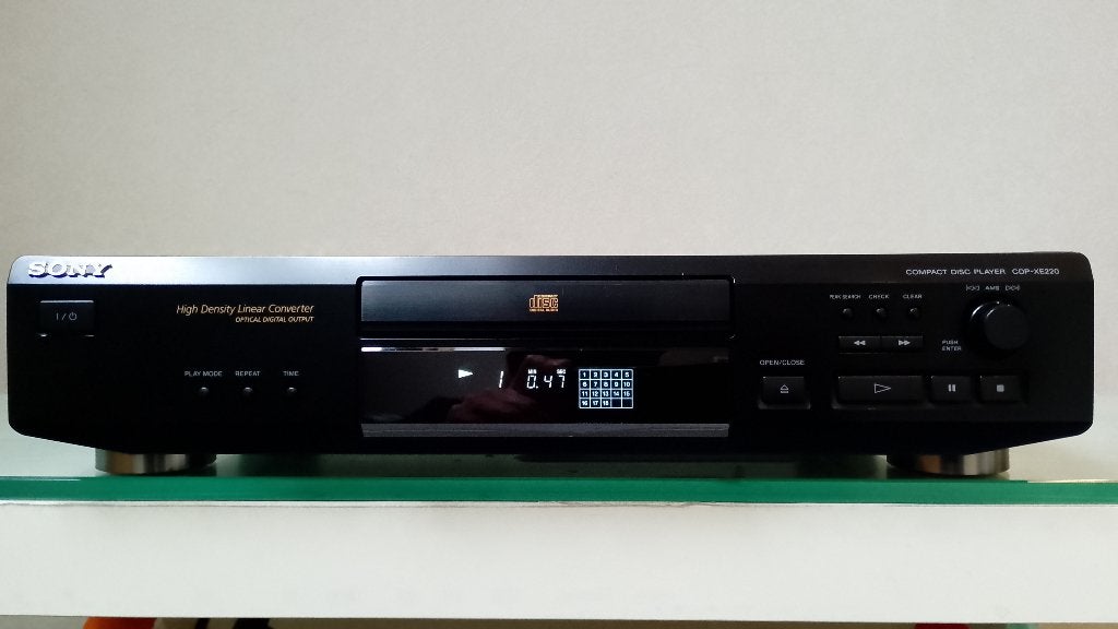 Sony CDP-XE 220 "Vintage" Cd-Speler - ALS NIEUW !, Ophalen of Verzenden, Zo goed als nieuw, Sony