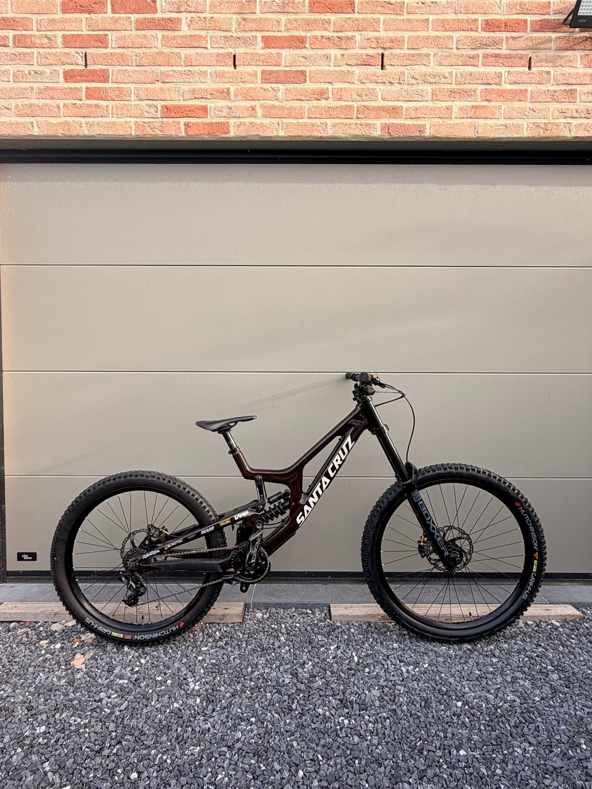 Santa cruz v10 oxblood L, Enlèvement ou Envoi, Comme neuf