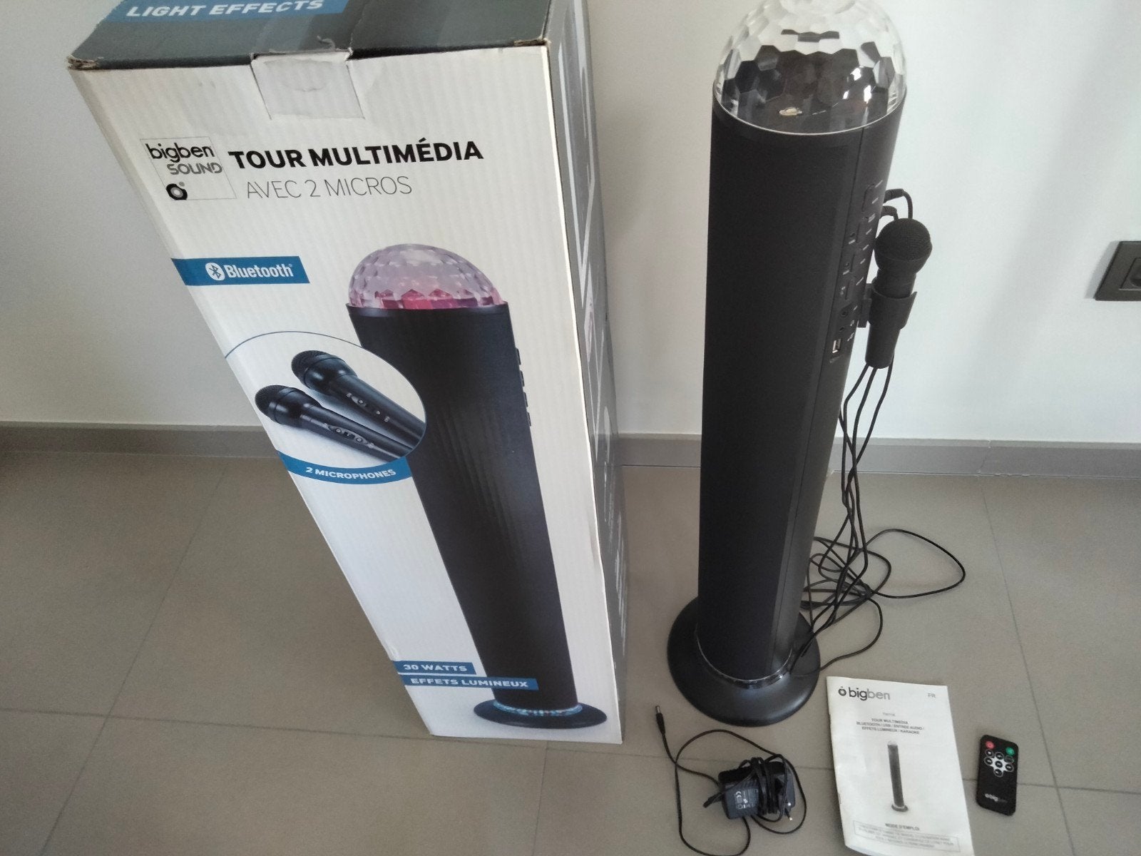 Bigben Interactive TW11K muziektoren met discolicht, TV, Hi-fi & Vidéo, Enlèvement, Comme neuf, Autres marques