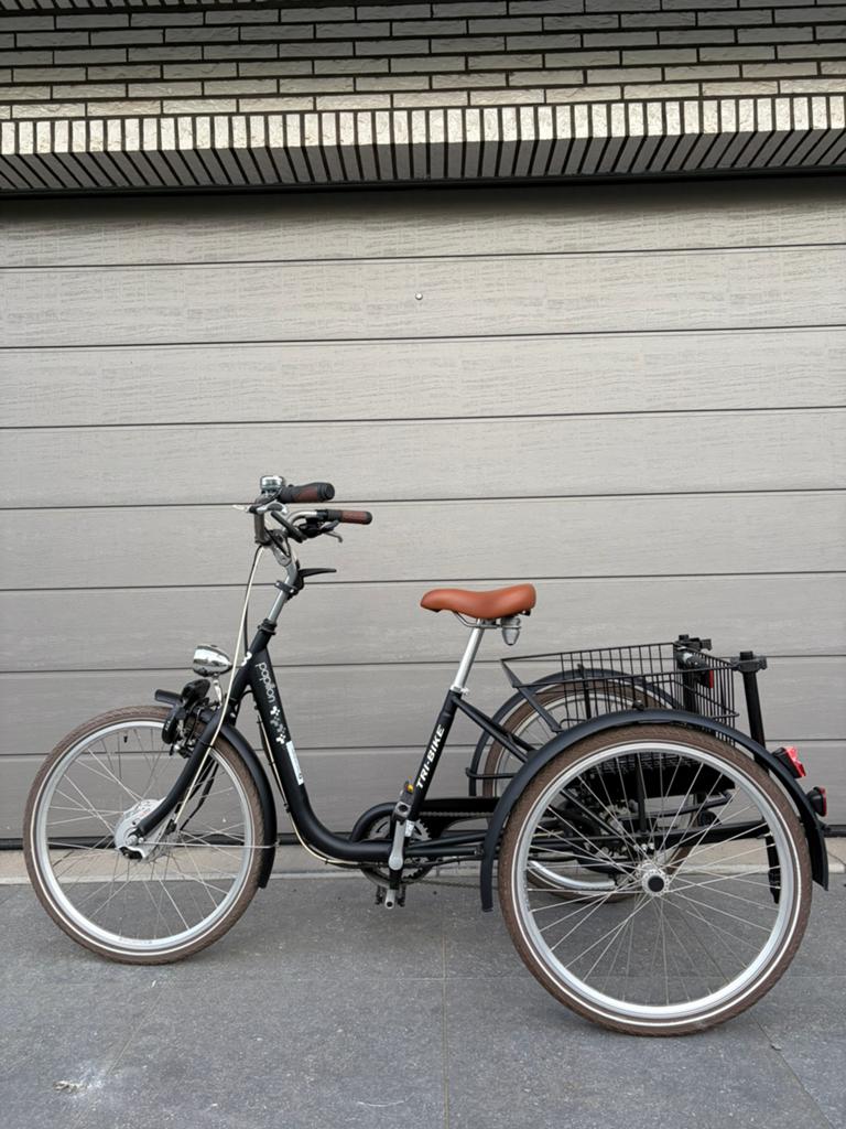 Tricycle à assistance électrique Tri-Bike état neuf, Divers, Chaises roulantes, Enlèvement ou Envoi, Comme neuf, Fauteuil roulant électrique